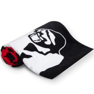 Gorilla-Classic-Gym-Towel-Black-Red-2